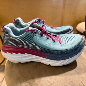 Hoka One Shoes 10